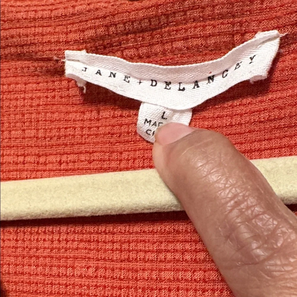 Jane and Delancey Coral Blouse - Picture 2 of 8